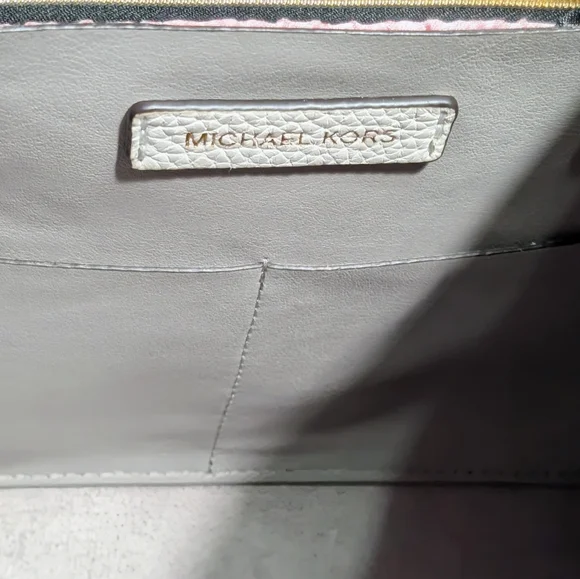 Michael Kors Junie Medium Leather Shoulder Bag - Salmon - Picture 14 of 14